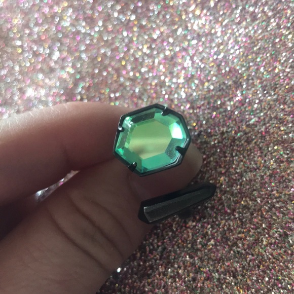 Kendra Scott Jewelry - Dichroic Gunmetal Theodore